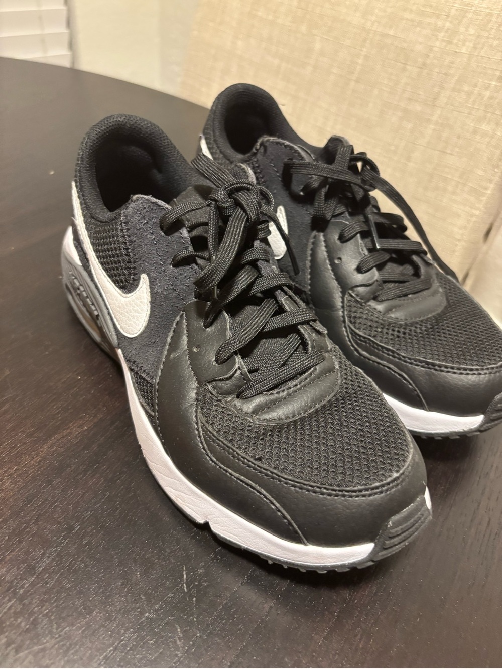 Nike Black and White Women's Casual Sneakers
